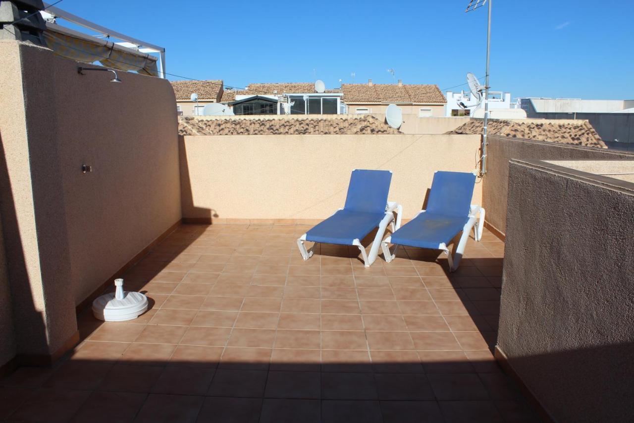 Bungalow With 2 Bedrooms And Roof Terrace In The Center Of La Zenia. Free Wifi. Orihuela Ngoại thất bức ảnh