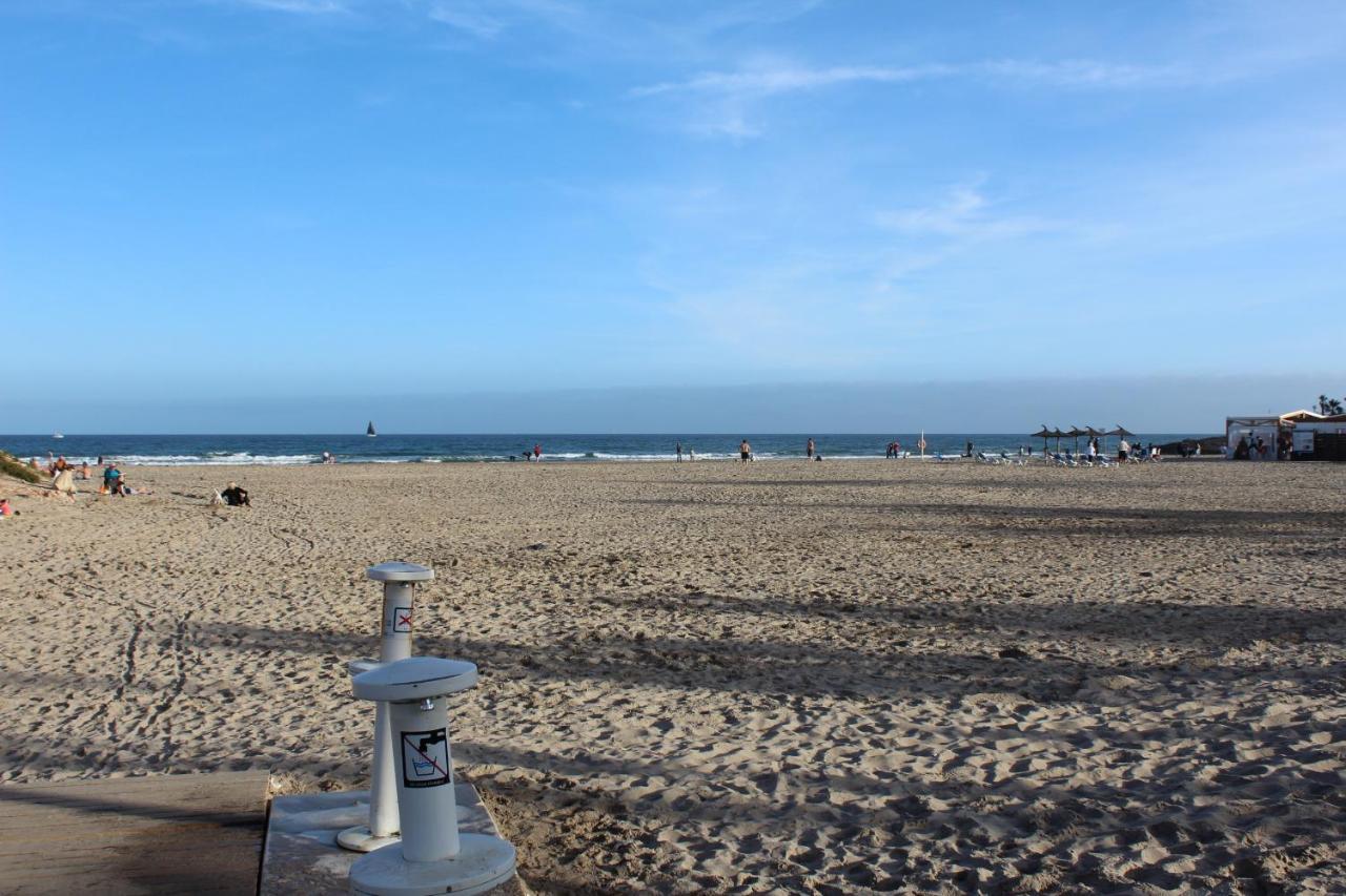 Bungalow With 2 Bedrooms And Roof Terrace In The Center Of La Zenia. Free Wifi. Orihuela Ngoại thất bức ảnh