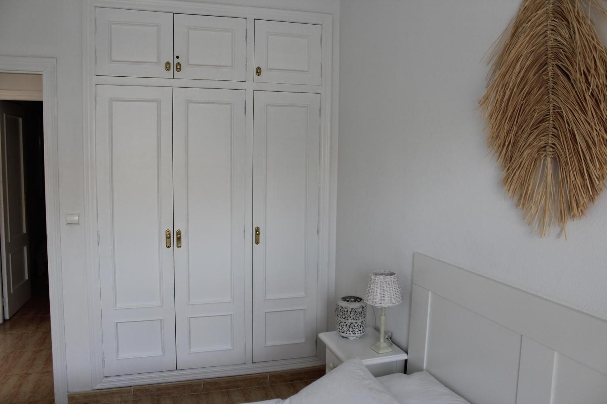 Bungalow With 2 Bedrooms And Roof Terrace In The Center Of La Zenia. Free Wifi. Orihuela Ngoại thất bức ảnh